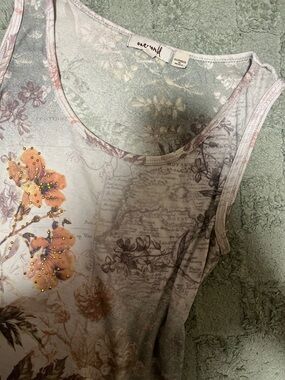 ONE WORLD Cream Tank with Peach Floral Bead Detail